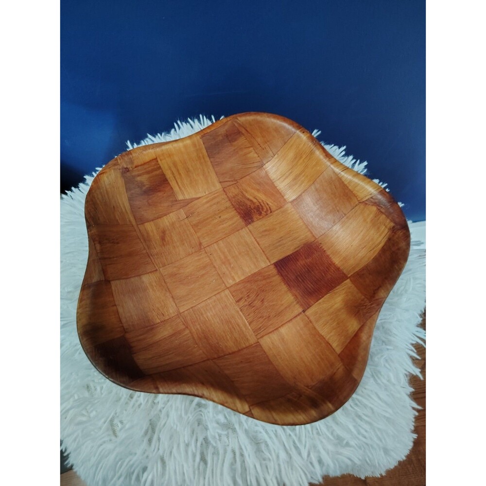 Vintage Weave Woven Wooden Serving Salad Bowl Decorative  Scallop Edge Country